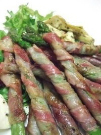 wrapped asparagus